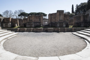 Pompei Teatro Grande palcoscenicio Foto Marco Ghidelli